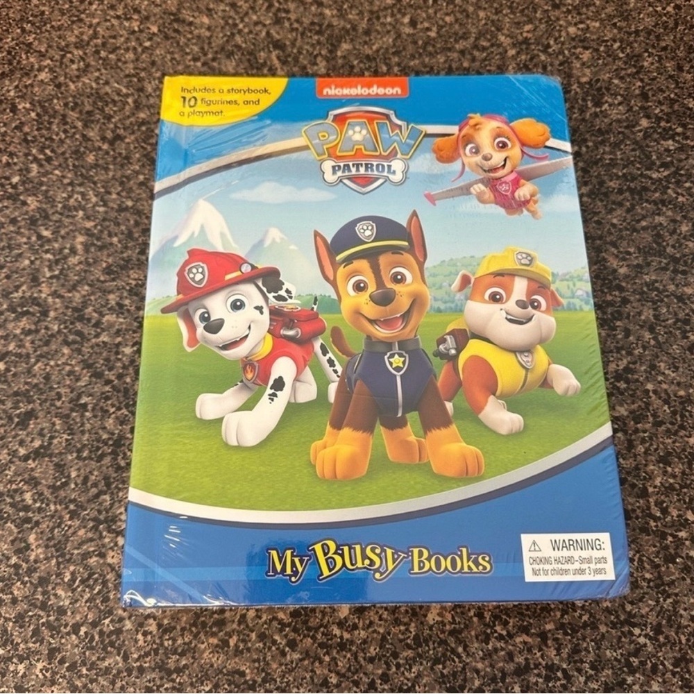 Nickelodeon Paw Patrol My Busy Book - Storybook 10 Figurines and a Playmat